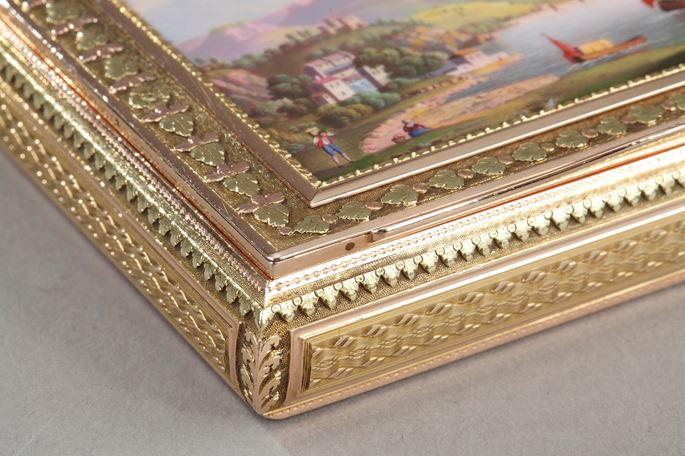 A  SWISS ENAMELLED GOLD SNUFF-BOX SET WITH AN ENAMEL MINIATURE | MasterArt
